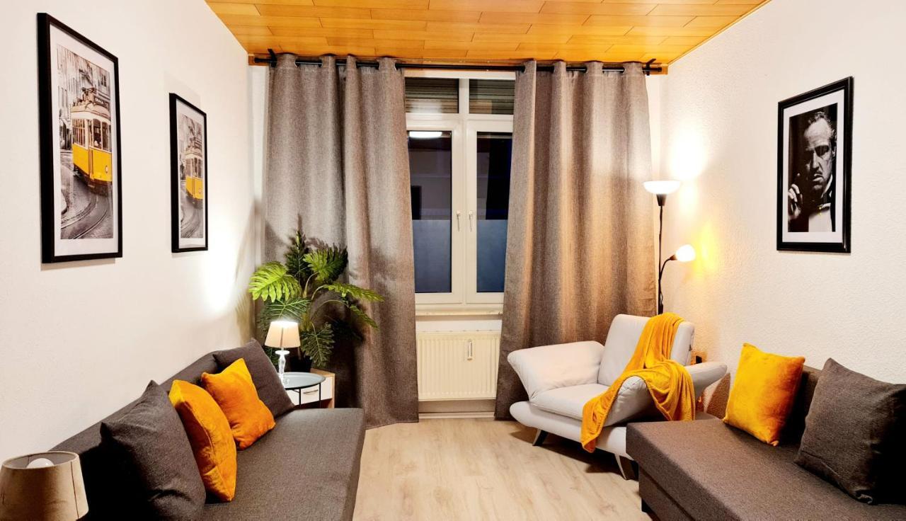 Elena Flat Sonnenblumen Duisburg Zentrum מראה חיצוני תמונה