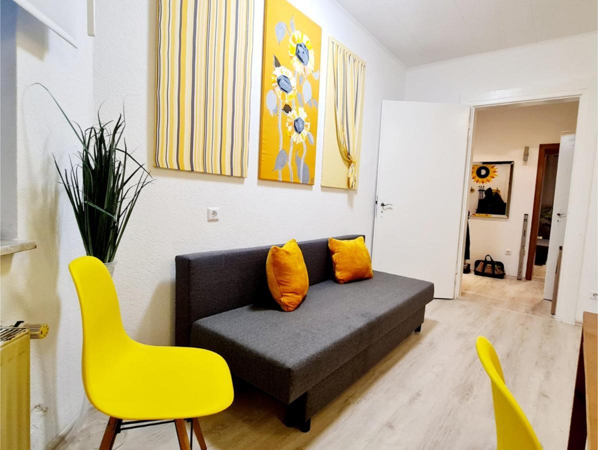 Elena Flat Sonnenblumen Duisburg Zentrum מראה חיצוני תמונה
