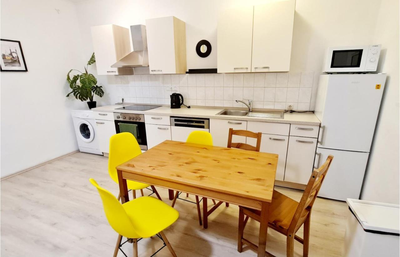 Elena Flat Sonnenblumen Duisburg Zentrum מראה חיצוני תמונה